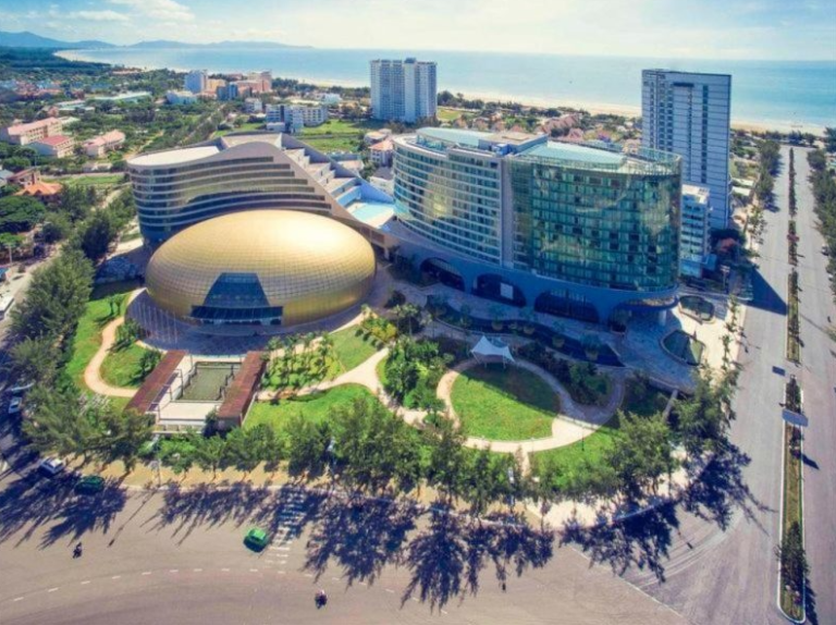 Review Khách Sạn Pullman Vũng Tàu: Lựa Chọn Hoàn Hảo Cho Kỳ Nghỉ Sang Trọng